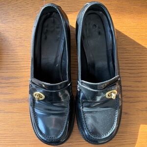 COACH Vintage Women’s Geri Loafers with gold turn lock buckle detail - size 7.5